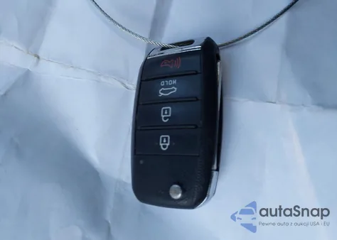 2020 Kia Optima Lx z USA, uszkodzony, nr VIN 5XXGT4L39LG380509